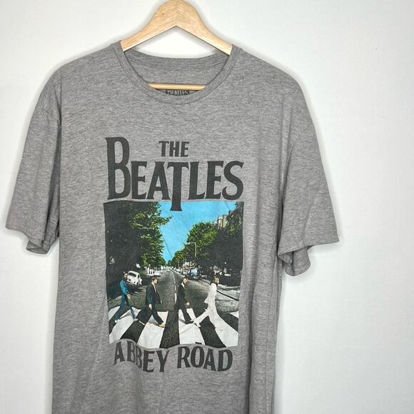 The Beatles Abbey Road Graphic Band Tee - Picture 2 of 4